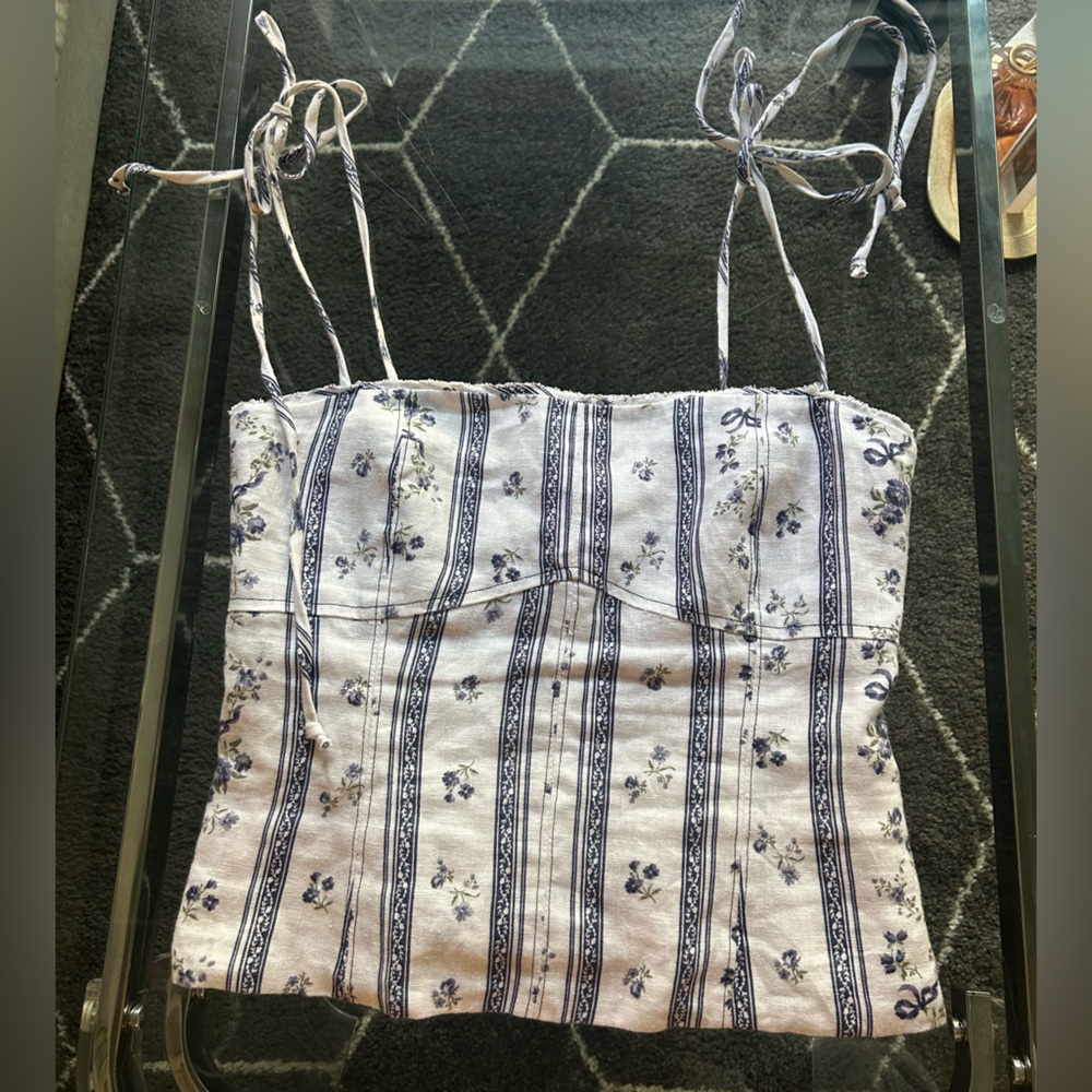 Reformation Linen Top size 8